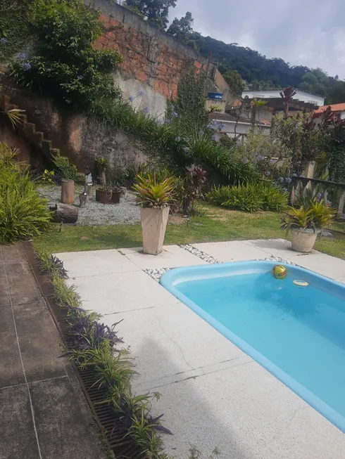 Foto 1 de Casa de Condomínio com 5 Quartos para venda ou aluguel, 380m² em Centro, Petrópolis