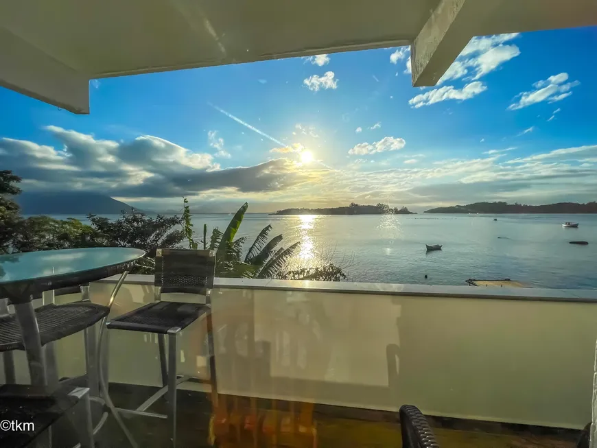 Foto 1 de Casa com 3 Quartos para alugar, 190m² em Ribeirão da Ilha, Florianópolis