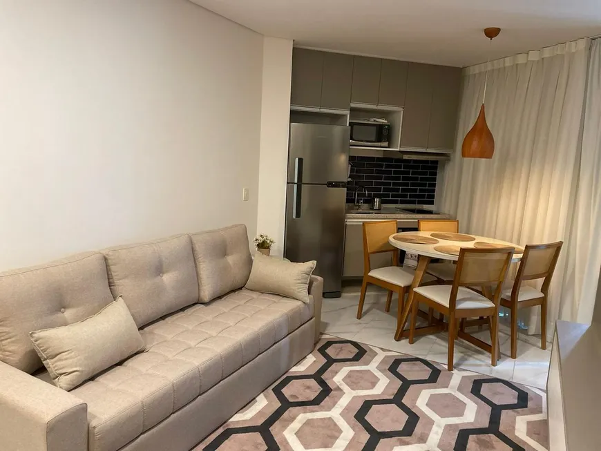 Foto 1 de Apartamento com 1 Quarto à venda, 45m² em Pompeia, Santos