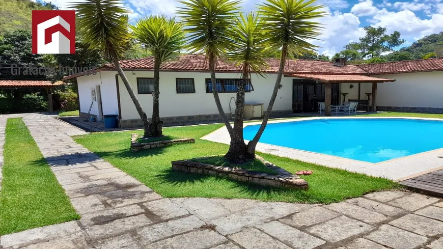 Foto 1 de Casa de Condomínio com 4 Quartos à venda, 350m² em Itaipava, Petrópolis