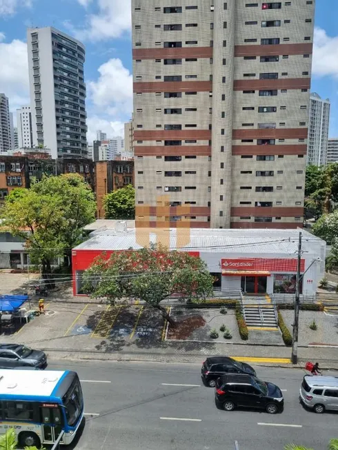 Foto 1 de Apartamento com 1 Quarto para alugar, 35m² em Parnamirim, Recife