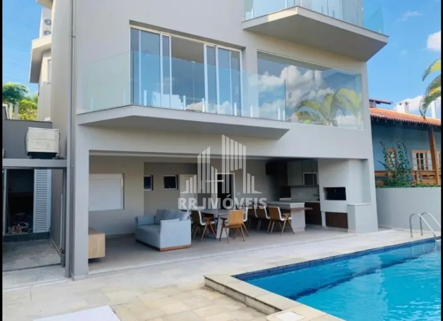 Foto 1 de Casa de Condomínio com 4 Quartos à venda, 380m² em Alphaville, Santana de Parnaíba