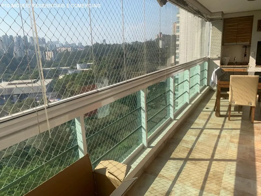 Foto 1 de Apartamento com 3 Quartos à venda, 142m² em Panamby, São Paulo