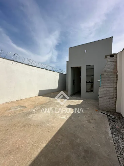 Foto 1 de Casa com 2 Quartos à venda, 100m² em Residencial Sul Jacarandás, Montes Claros