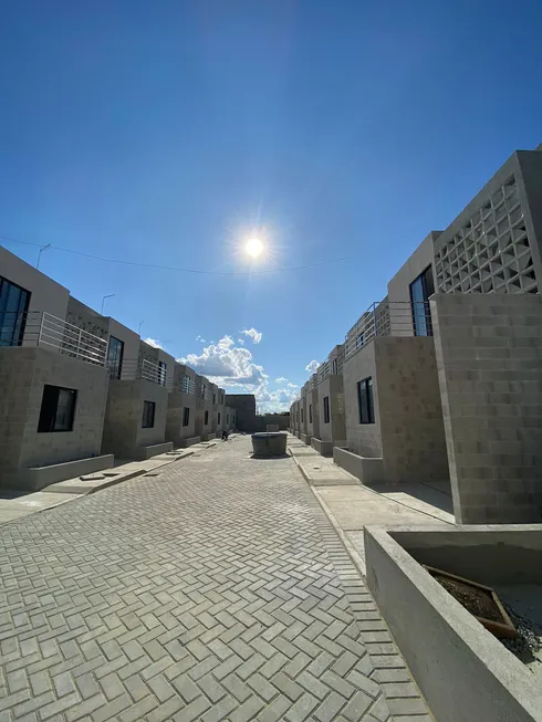 Foto 1 de Casa de Condomínio com 3 Quartos à venda, 101m² em Centenario, Campina Grande