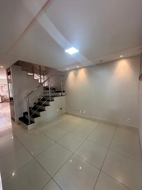 Foto 1 de Casa de Condomínio com 3 Quartos à venda, 180m² em Santa Rosa, Cuiabá
