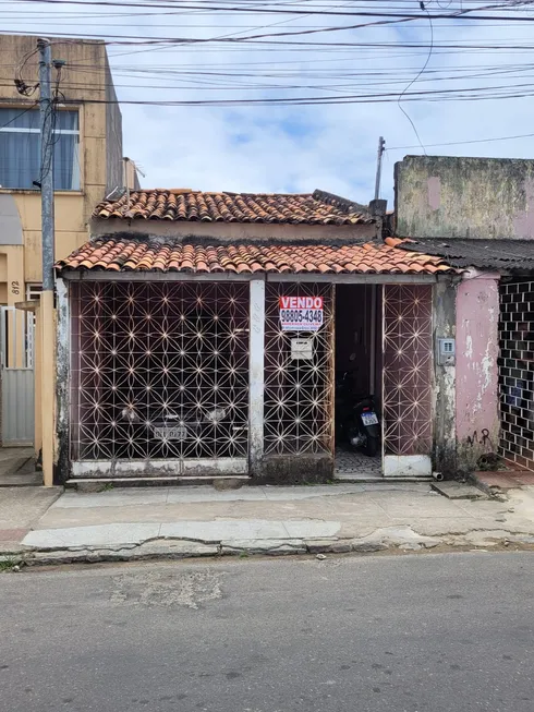 Foto 1 de Casa com 2 Quartos à venda, 235m² em Getúlio Vargas, Aracaju