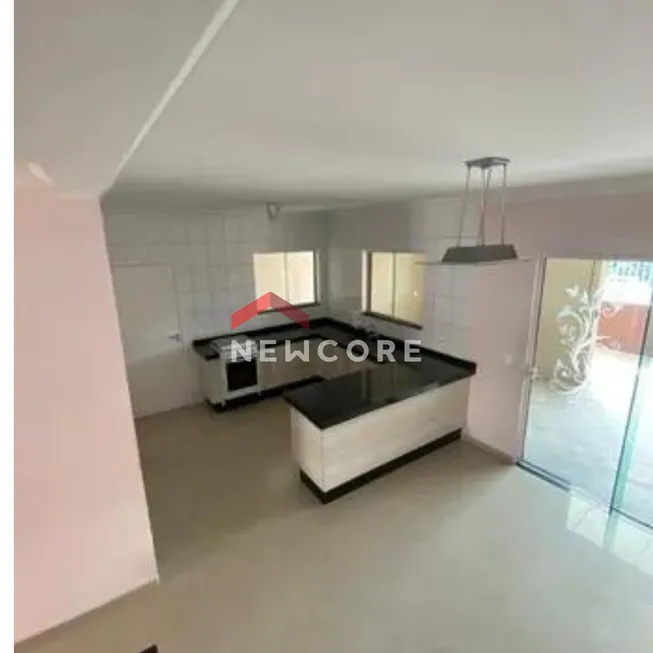 Foto 1 de Casa com 3 Quartos à venda, 200m² em Jardim Marambaia, Jundiaí