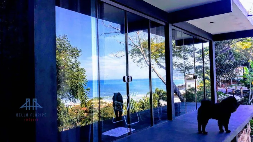 Foto 1 de Casa com 1 Quarto à venda, 80m² em Praia da Solidao, Florianópolis