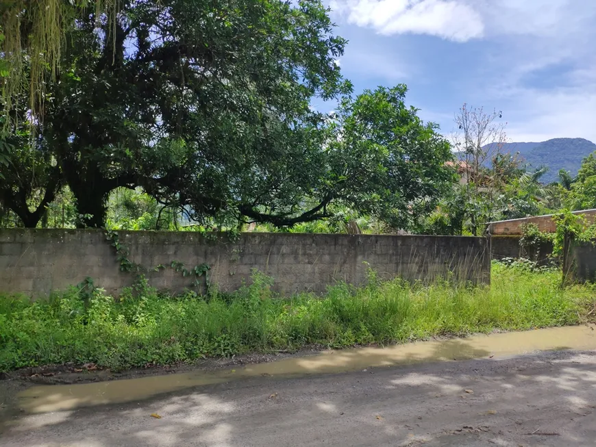 Foto 1 de Lote/Terreno à venda, 1000m² em Cotia, Guapimirim