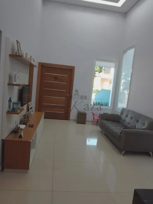 Foto 1 de Casa de Condomínio com 3 Quartos à venda, 131m² em Condomínio Residencial Fogaca, Jacareí