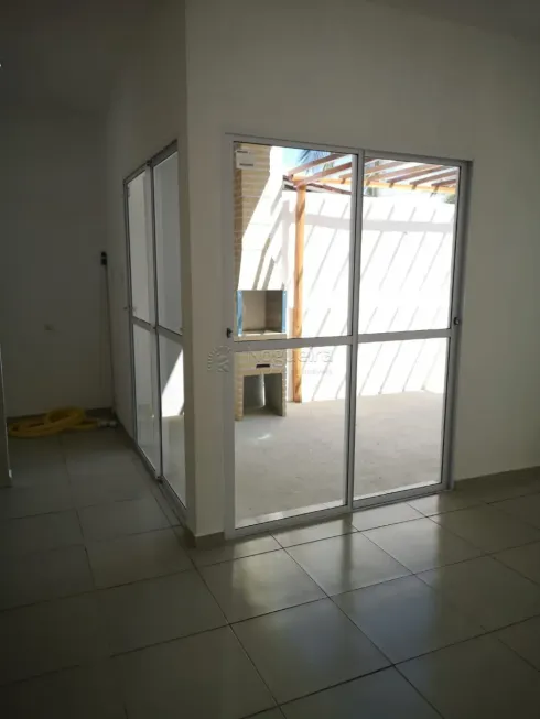 Foto 1 de Casa com 2 Quartos à venda, 63m² em , Goiana