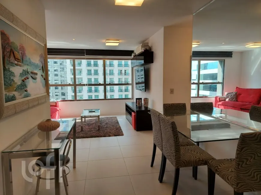 Foto 1 de Apartamento com 2 Quartos à venda, 70m² em Itaim Bibi, São Paulo