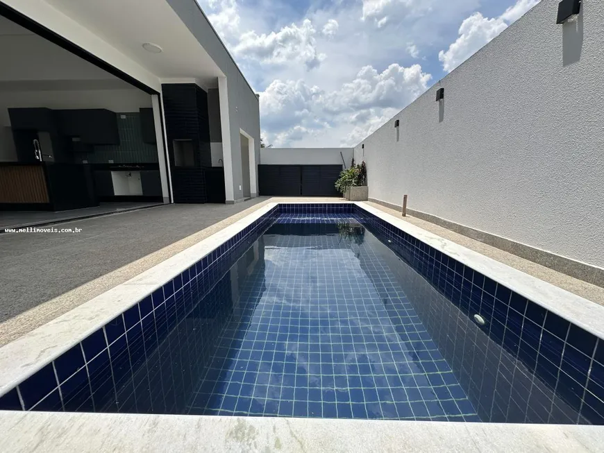 Foto 1 de Casa de Condomínio com 3 Quartos à venda, 325m² em , Álvares Machado