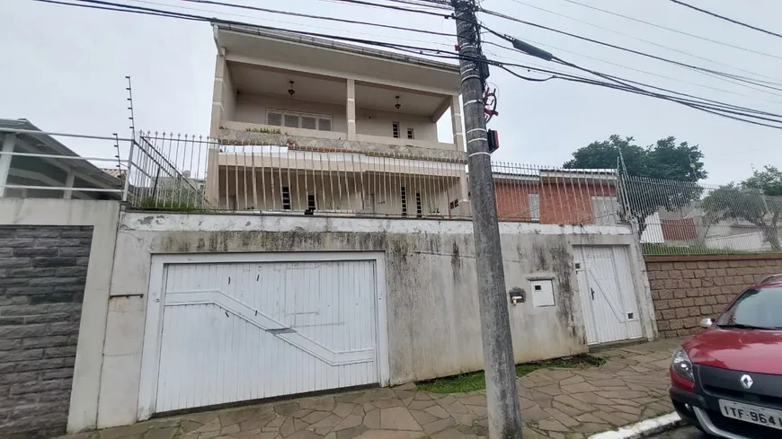 Foto 1 de Casa com 4 Quartos para alugar, 423m² em Centro, Canoas