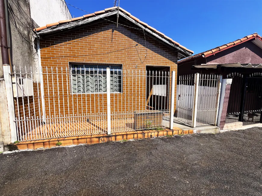 Foto 1 de Casa com 1 Quarto à venda, 83m² em Vila Mazzei, São Paulo