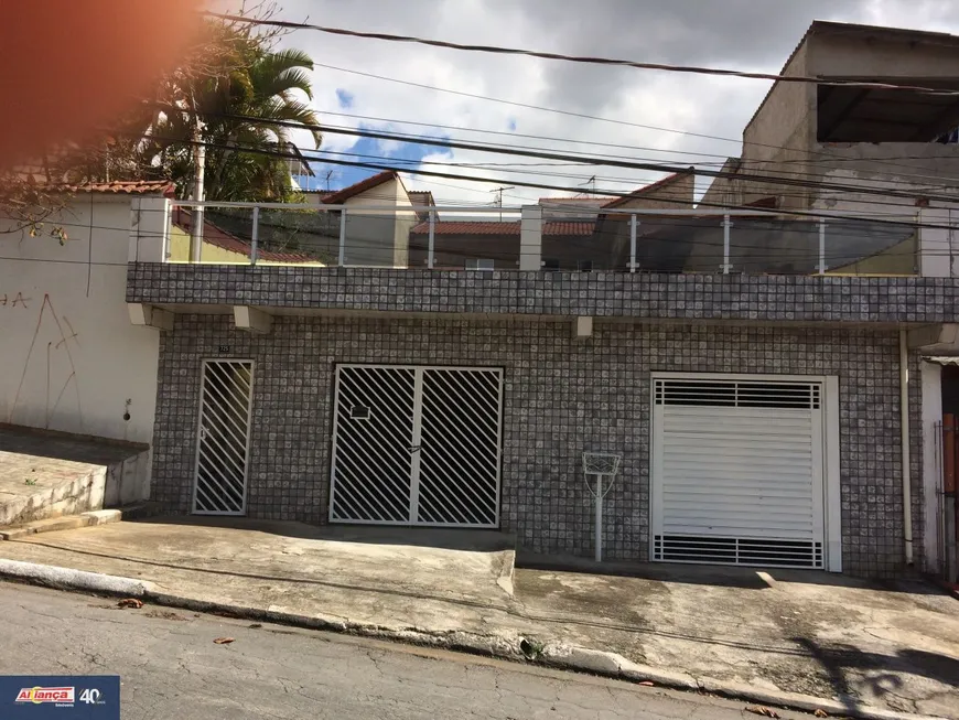 Foto 1 de Casa com 3 Quartos à venda, 228m² em Parque Continental III, Guarulhos