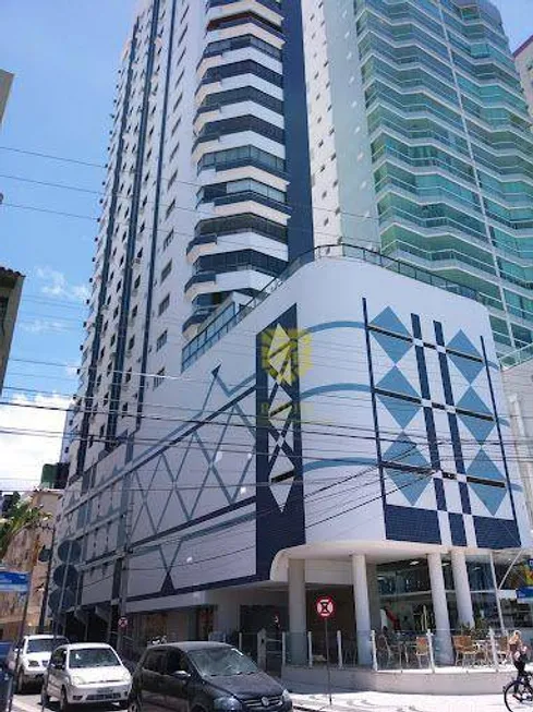 Foto 1 de Apartamento com 3 Quartos para venda ou aluguel, 141m² em Centro, Balneário Camboriú