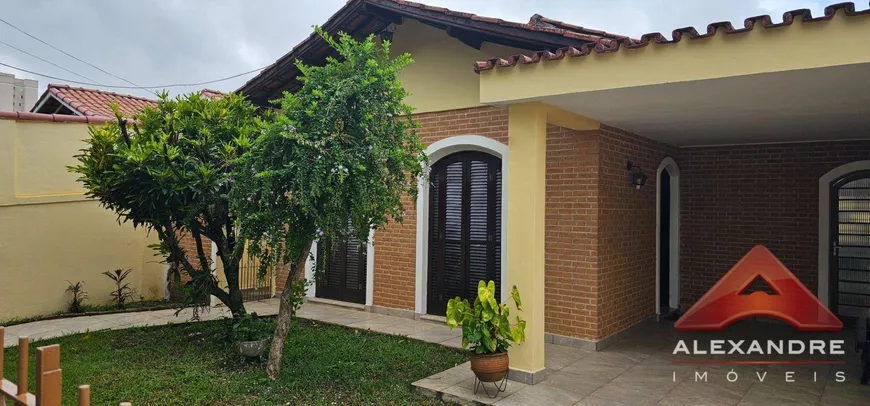 Foto 1 de Casa com 3 Quartos à venda, 150m² em Vila Tatetuba, São José dos Campos