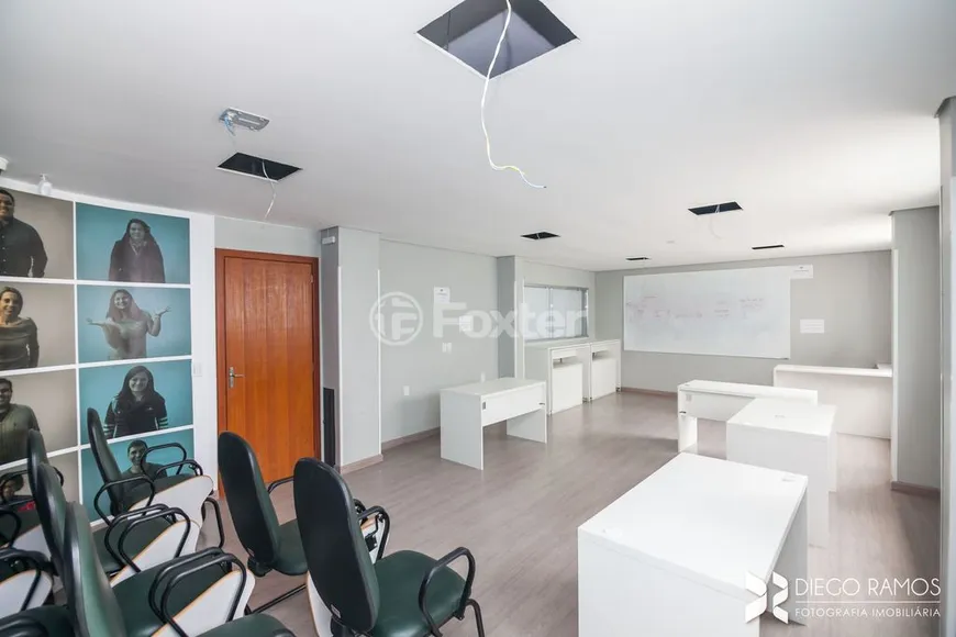 Foto 1 de Casa com 14 Quartos à venda, 493m² em Petrópolis, Porto Alegre