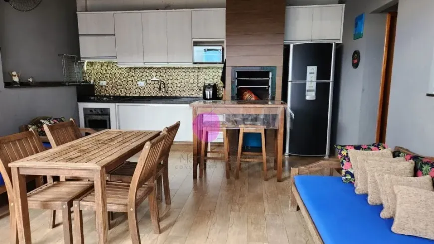 Foto 1 de Casa com 3 Quartos à venda, 140m² em Ipanema, Londrina