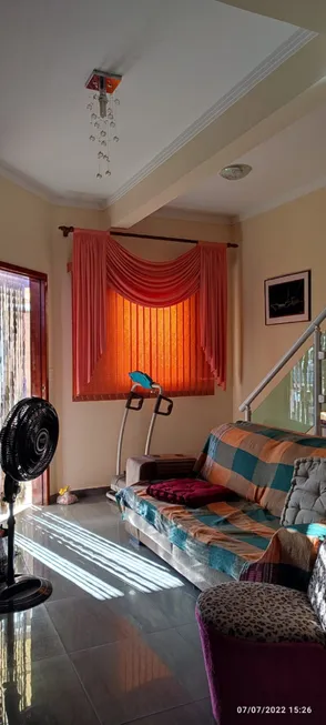 Foto 1 de Casa com 2 Quartos à venda, 68m² em Jardim Tulipas, Sorocaba