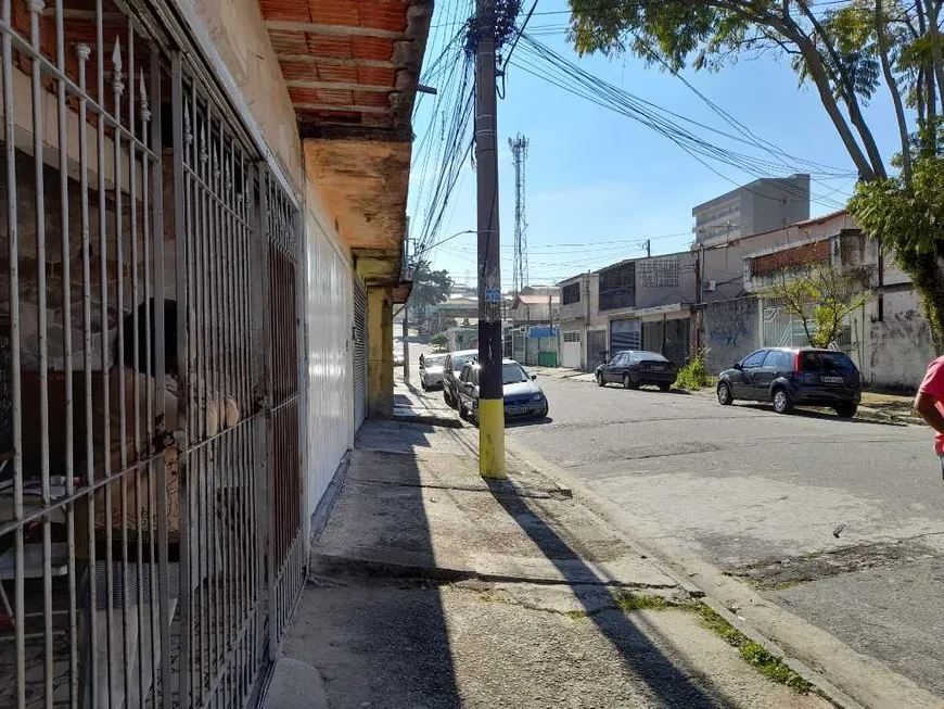 Foto 1 de Casa com 3 Quartos à venda, 300m² em Vila Sao Francisco (Zona Leste), São Paulo