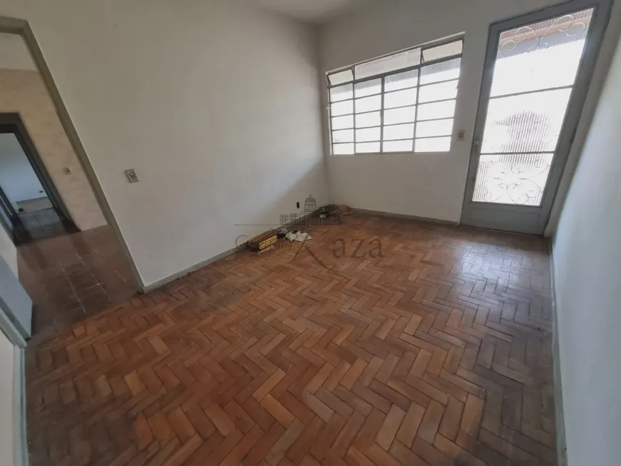 Foto 1 de Casa com 6 Quartos à venda, 200m² em Jardim Paulista, São José dos Campos