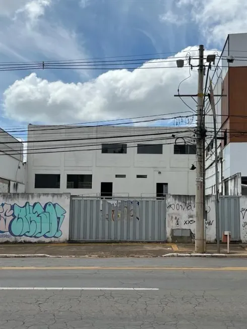 Foto 1 de Galpão/Depósito/Armazém à venda, 310m² em Setor Sul, Goiânia