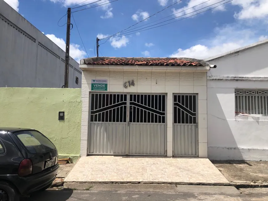 Foto 1 de Casa com 2 Quartos à venda, 170m² em Ouro Preto, Arapiraca