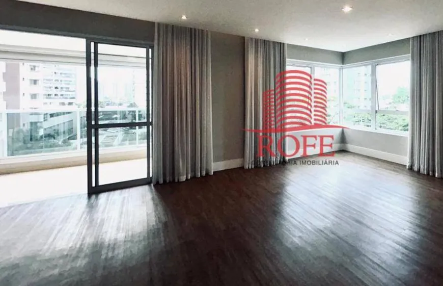 Foto 1 de Apartamento com 4 Quartos à venda, 165m² em Vila Gertrudes, São Paulo