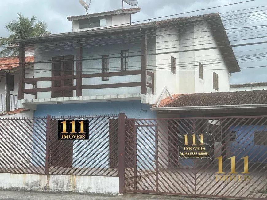 Foto 1 de Casa com 4 Quartos para alugar, 90m² em Centro, Caraguatatuba
