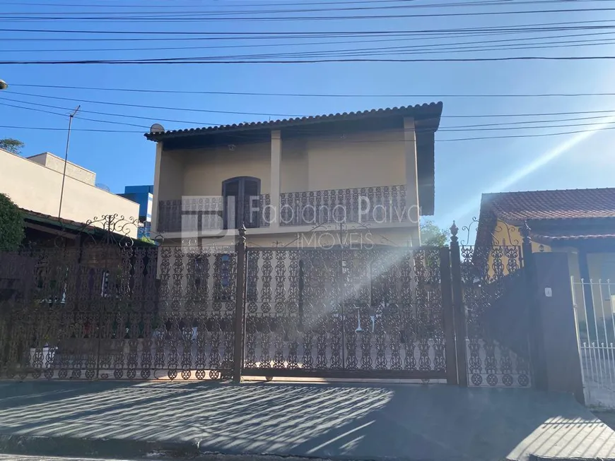 Foto 1 de Casa com 3 Quartos à venda, 259m² em Arujamérica, Arujá