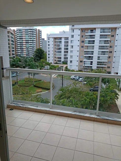 Foto 1 de Apartamento com 4 Quartos à venda, 131m² em Alphaville I, Salvador