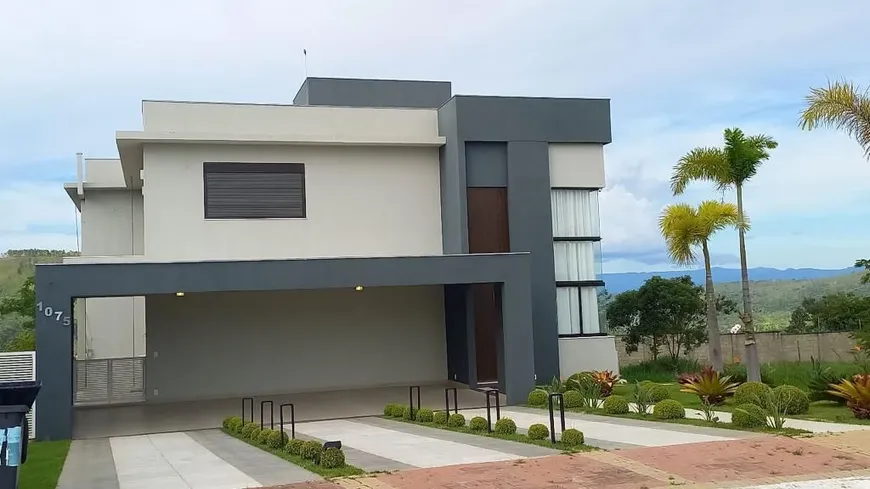 Foto 1 de Casa de Condomínio com 3 Quartos à venda, 325m² em Gran Royalle, Lagoa Santa