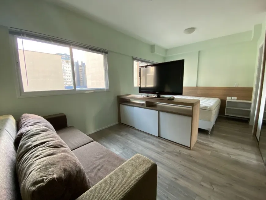 Foto 1 de Apartamento com 1 Quarto para alugar, 33m² em Batel, Curitiba