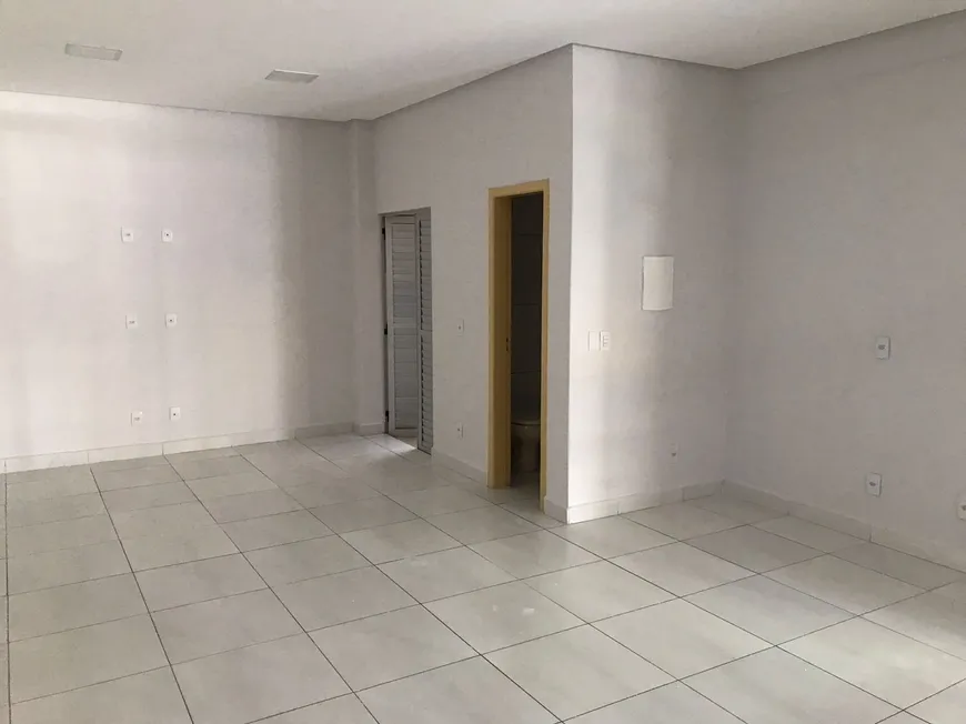 Foto 1 de Ponto Comercial com 1 Quarto para alugar, 40m² em Setor Bueno, Goiânia