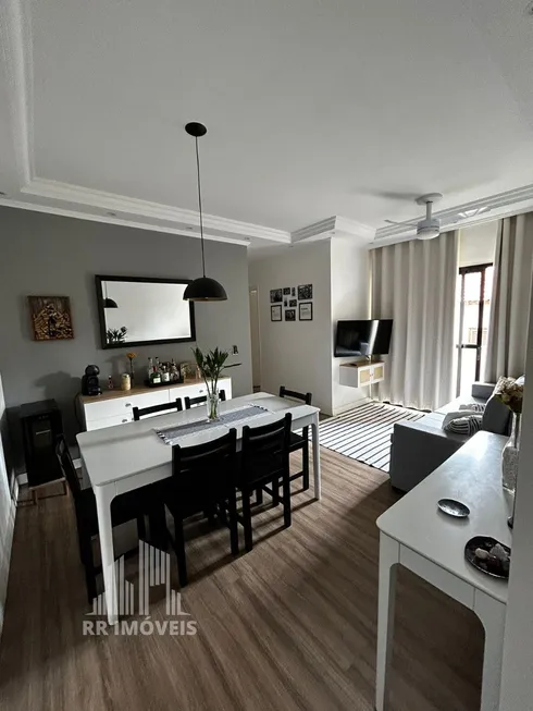 Foto 1 de Apartamento com 3 Quartos à venda, 70m² em Jardim Tupanci, Barueri