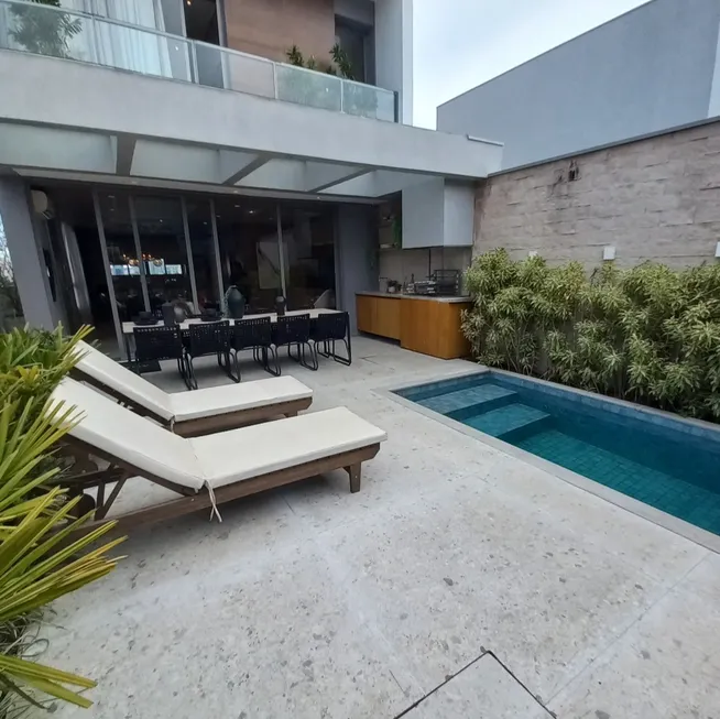 Foto 1 de Casa de Condomínio com 4 Quartos à venda, 277m² em Tamboré, Santana de Parnaíba