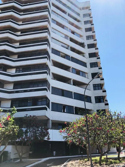 Foto 1 de Apartamento com 5 Quartos à venda, 200m² em Morro da Esperança, Teresina