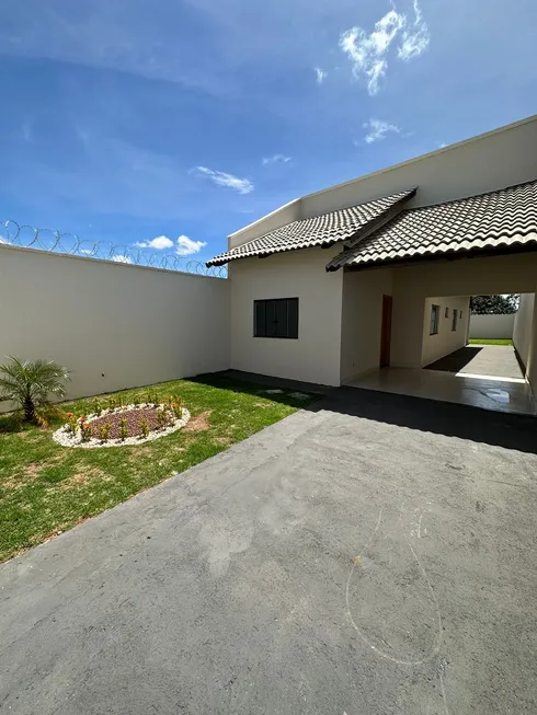 Foto 1 de Casa com 2 Quartos à venda, 100m² em Vila Oliveira, Aparecida de Goiânia