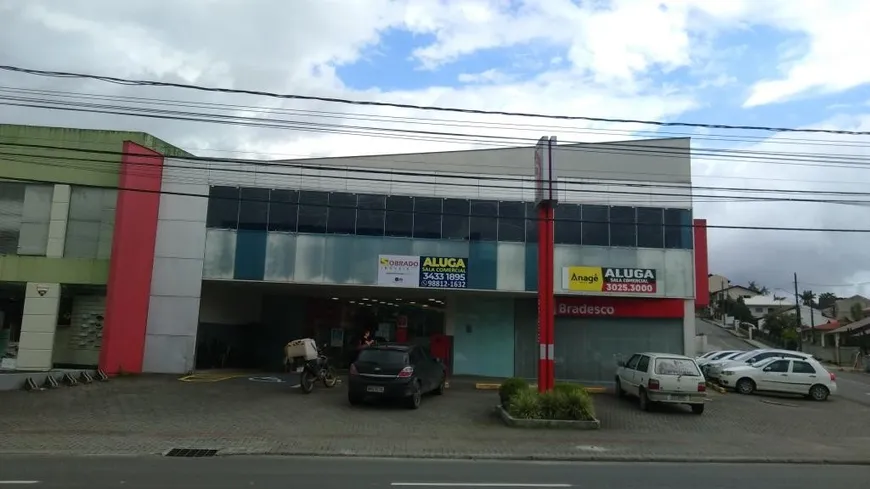 Foto 1 de Sala Comercial para alugar, 490m² em Floresta, Joinville