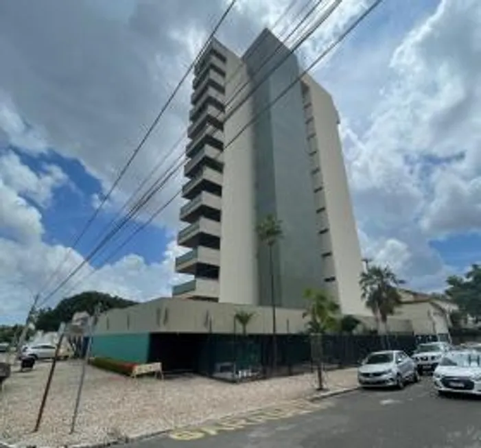 Foto 1 de Apartamento com 4 Quartos à venda, 232m² em Centro, Teresina