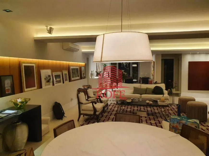 Foto 1 de Apartamento com 4 Quartos à venda, 275m² em Campo Belo, São Paulo