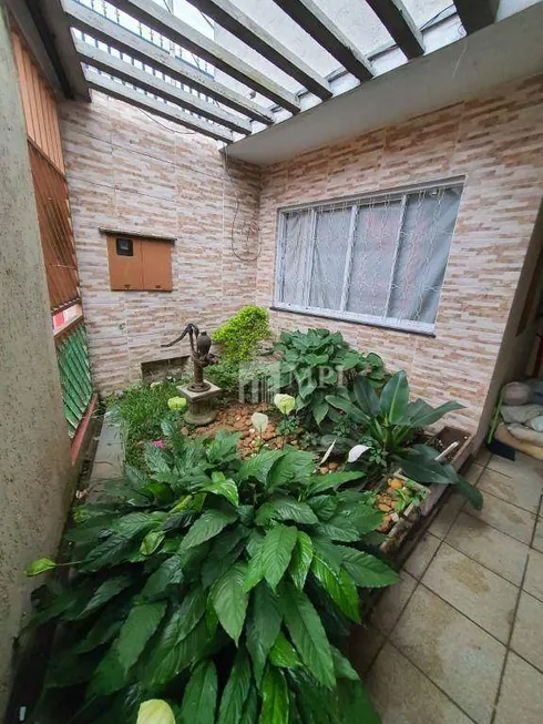 Foto 1 de Sobrado com 3 Quartos à venda, 200m² em Vila Pita, São Paulo