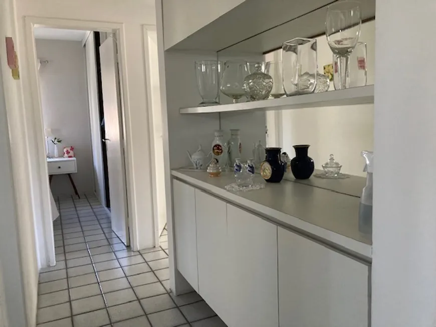 Foto 1 de Apartamento com 3 Quartos para alugar, 110m² em Boa Viagem, Recife