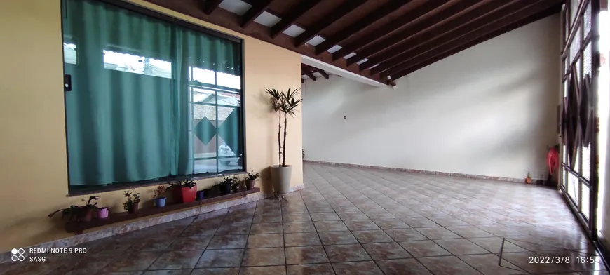 Foto 1 de Casa com 3 Quartos à venda, 138m² em Jardim Itália, Jundiaí