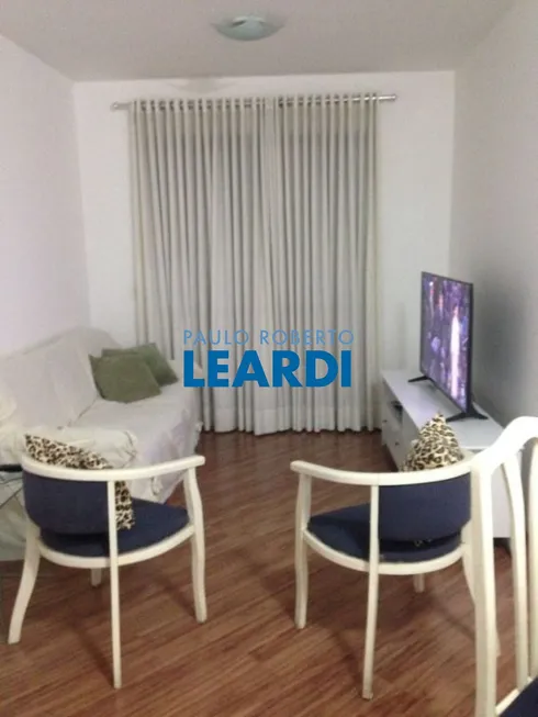 Foto 1 de Apartamento com 3 Quartos à venda, 80m² em Água Rasa, São Paulo