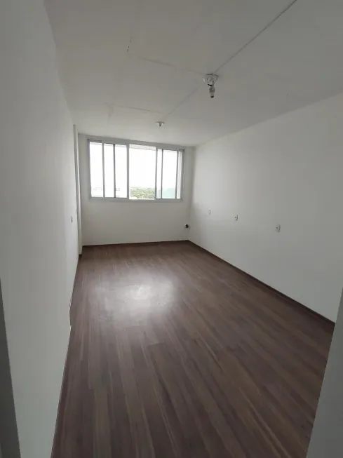 Foto 1 de Sala Comercial à venda, 31m² em Morada de Laranjeiras, Serra