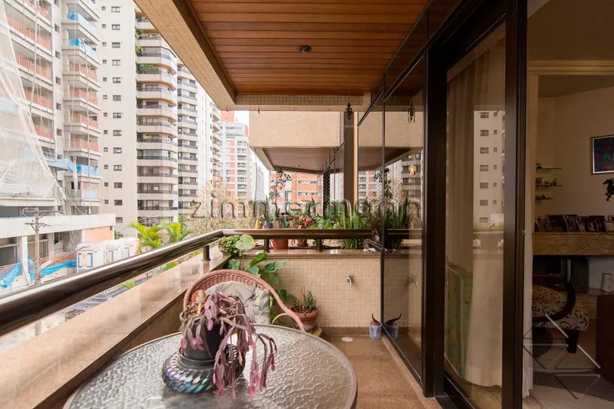 Foto 1 de Apartamento com 4 Quartos à venda, 184m² em Perdizes, São Paulo